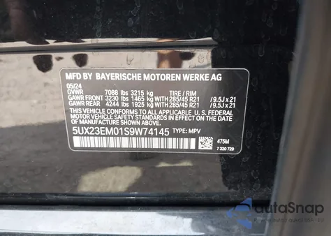 2025 BMW X7 xDrive40I z USA, uszkodzony, nr VIN 5UX23EM01S9W74145